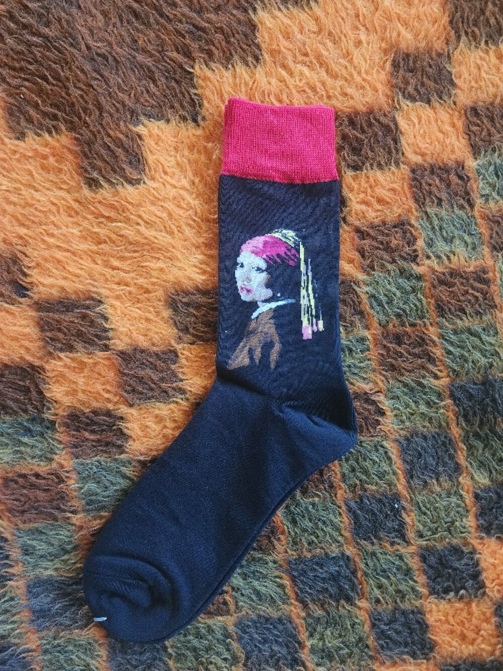 NEW HSELL Fashion Art Print Crew Sock – Girl With a Pearl Earring Design